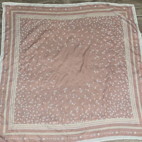 Valentines Scarf - Picture 1 of 6